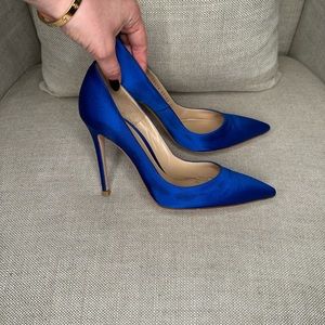 Gianvito Rossi blue satin heels size 37